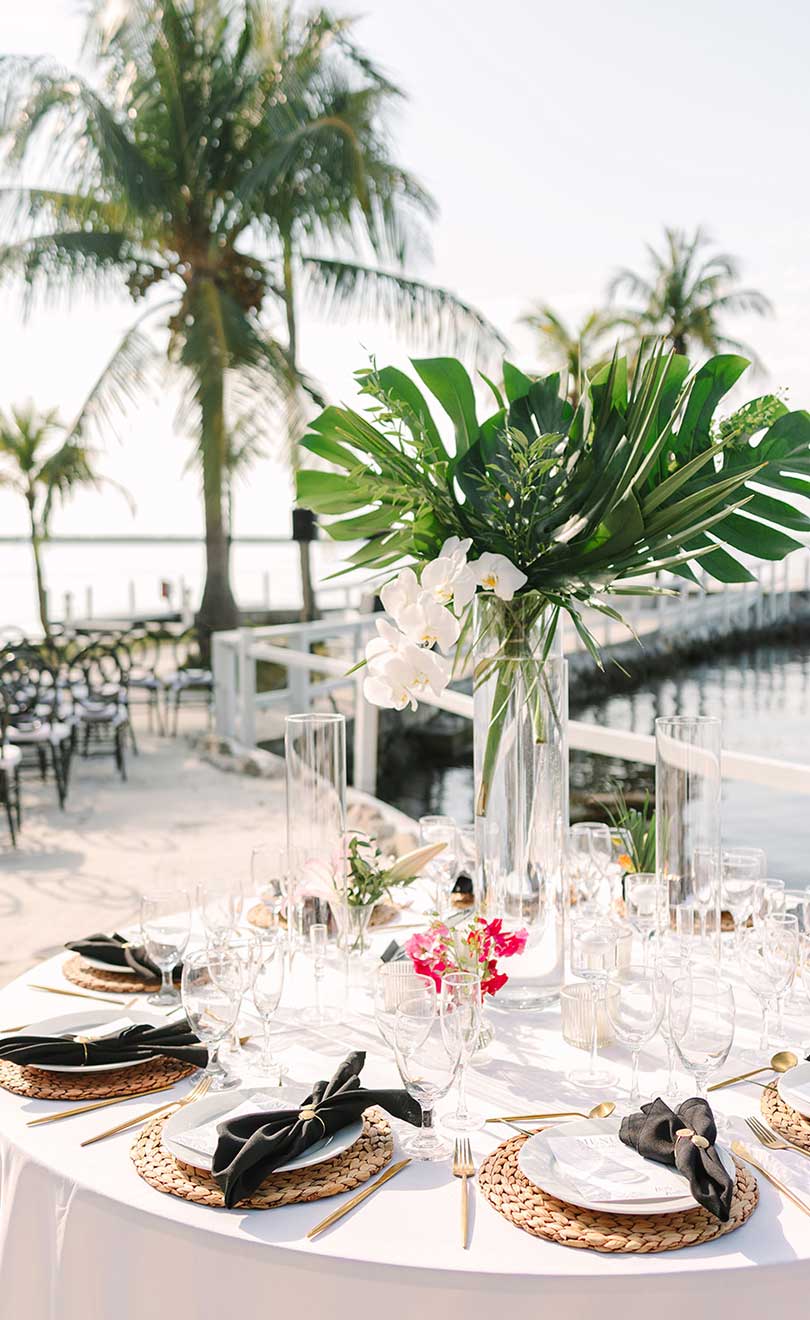 beachside dining overlooking sea during wedding at largo resort
